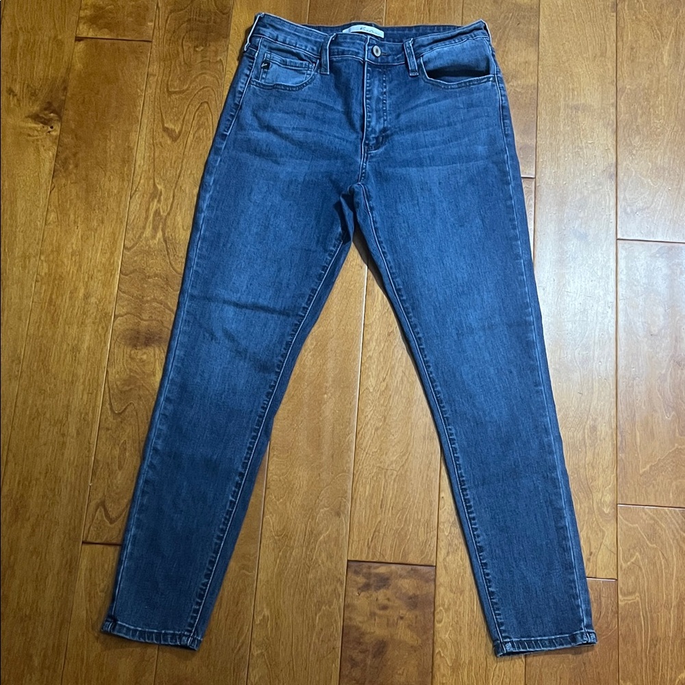KanCan Estilo Skinny Jeans Size W9 28 Medium Wash Mid Rise Casual Slim Ankle